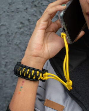 Premium Phone Strap Yellow / Black + Adaptador