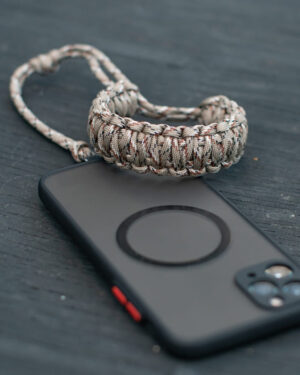 Premium Phone Strap Desert Camo + Adaptador